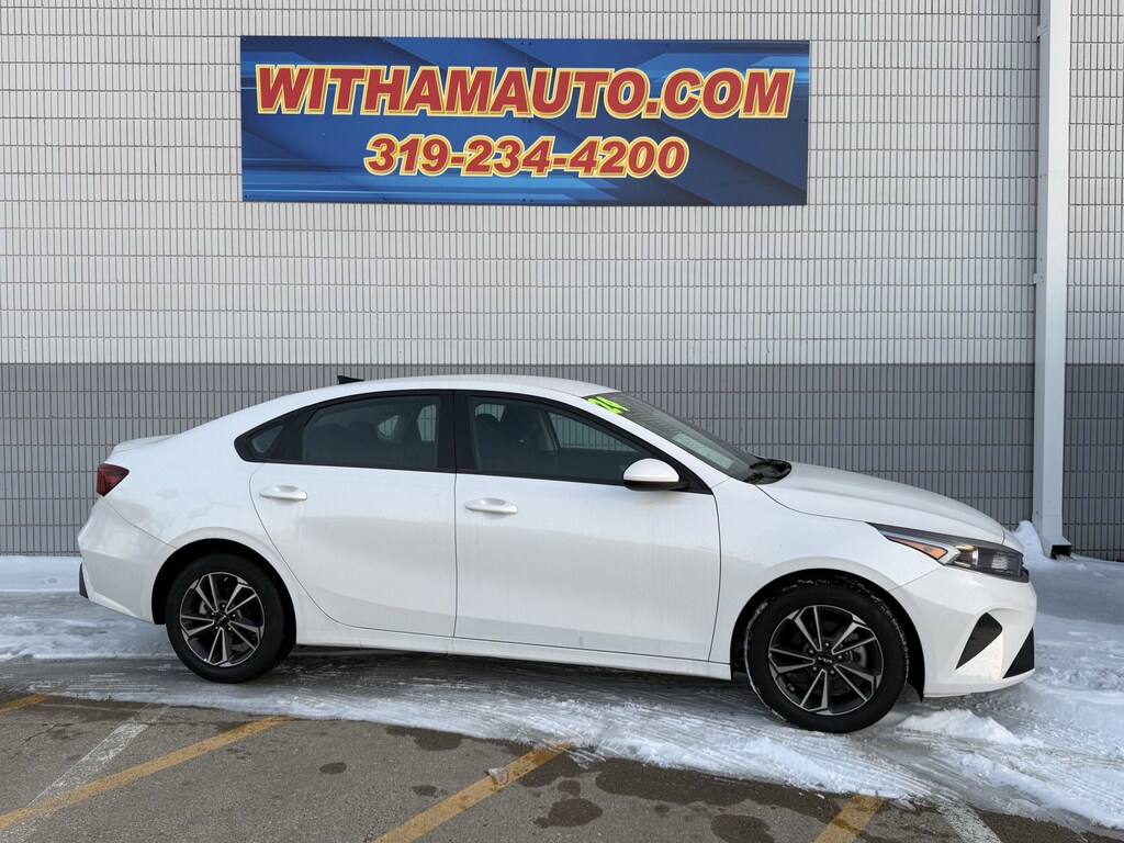 Used 2024 Kia Forte LXS Sedan