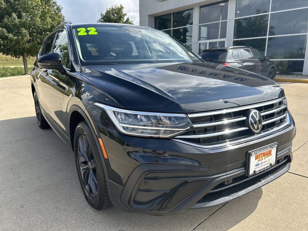 Used 2022 Volkswagen Tiguan SE SUV