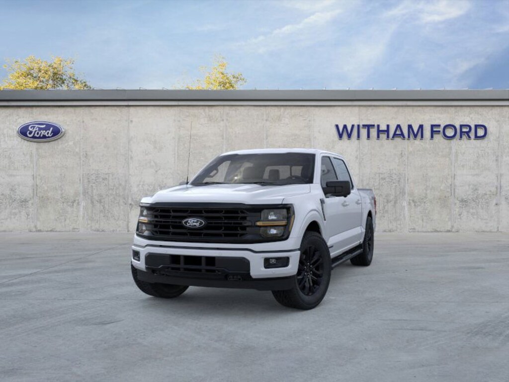 New 2025 Ford F-150 XLT XLT 4WD SuperCrew 5.5 Box