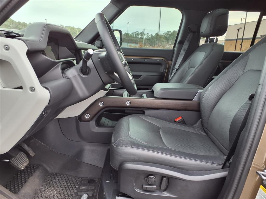 Used 2024 Land Rover Defender X-Dynamic SE