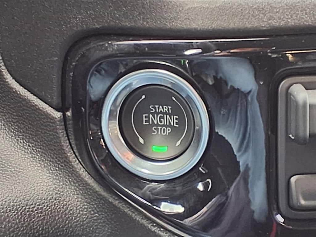2025 Chevrolet Silverado 1500 RST - Photo 12