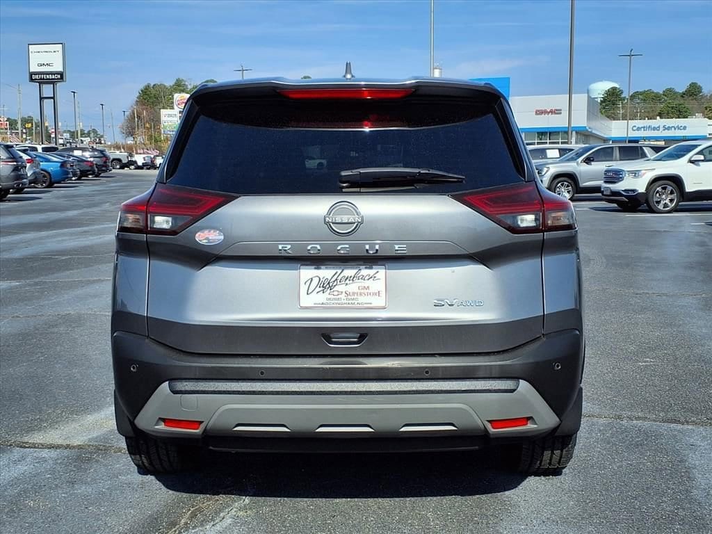 2023 Nissan Rogue SV - Photo 17
