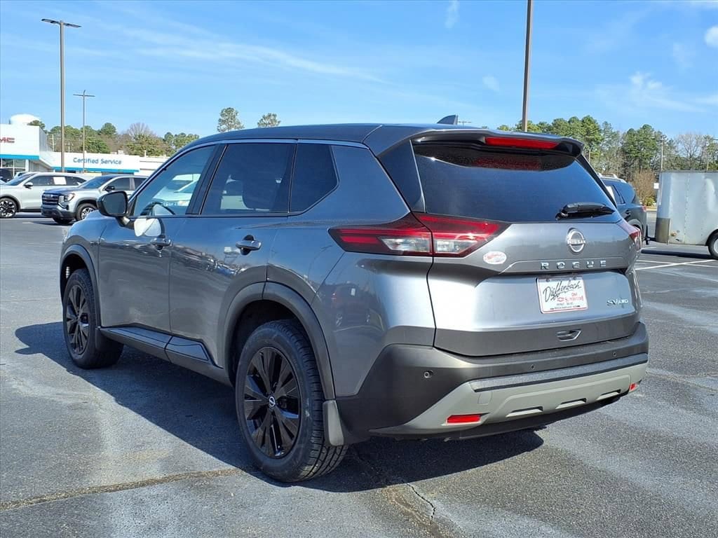 2023 Nissan Rogue SV - Photo 16