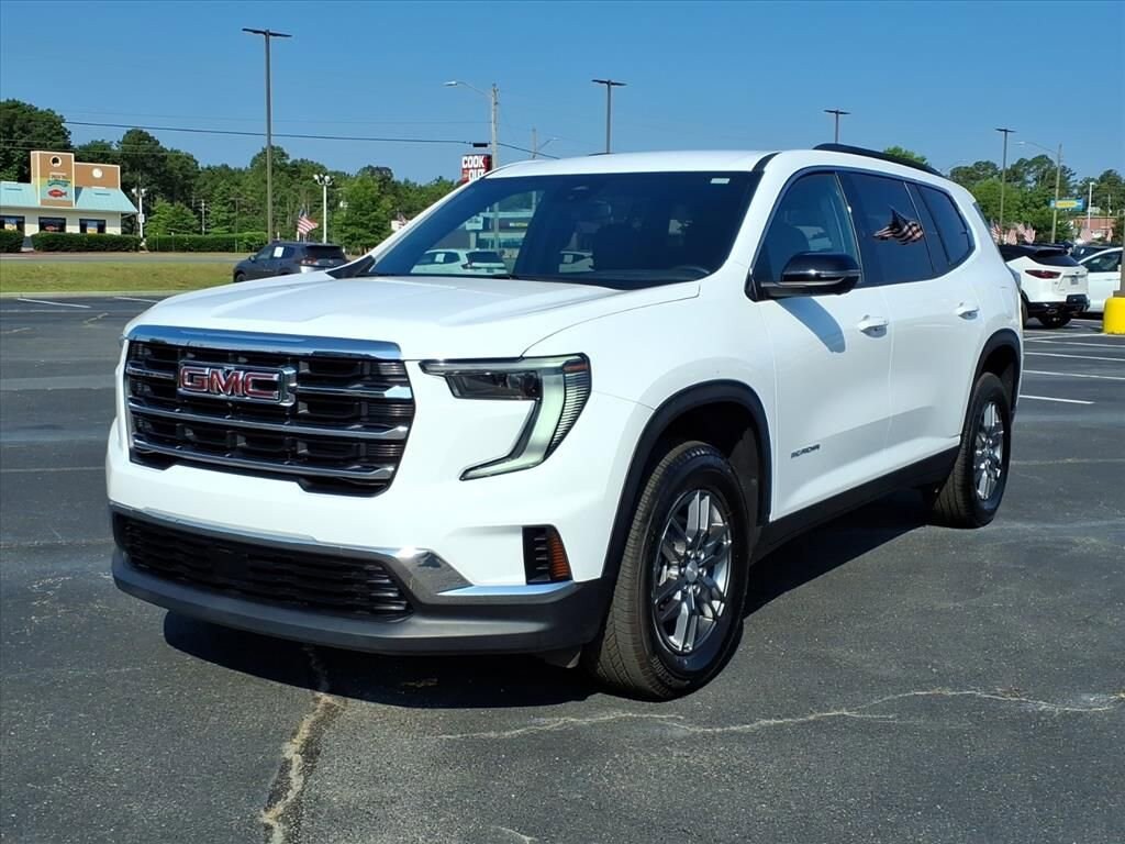 Used 2025 GMC Acadia Elevation SUV