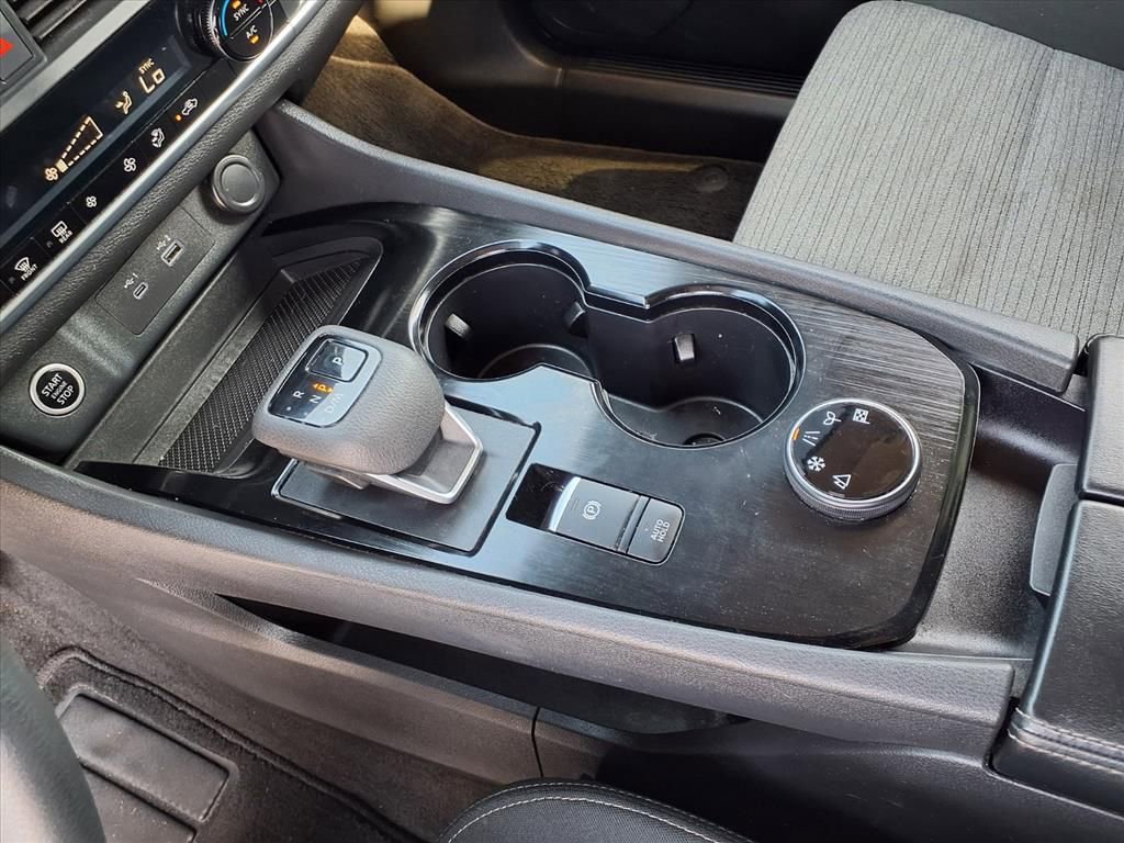 2023 Nissan Rogue SV - Photo 12