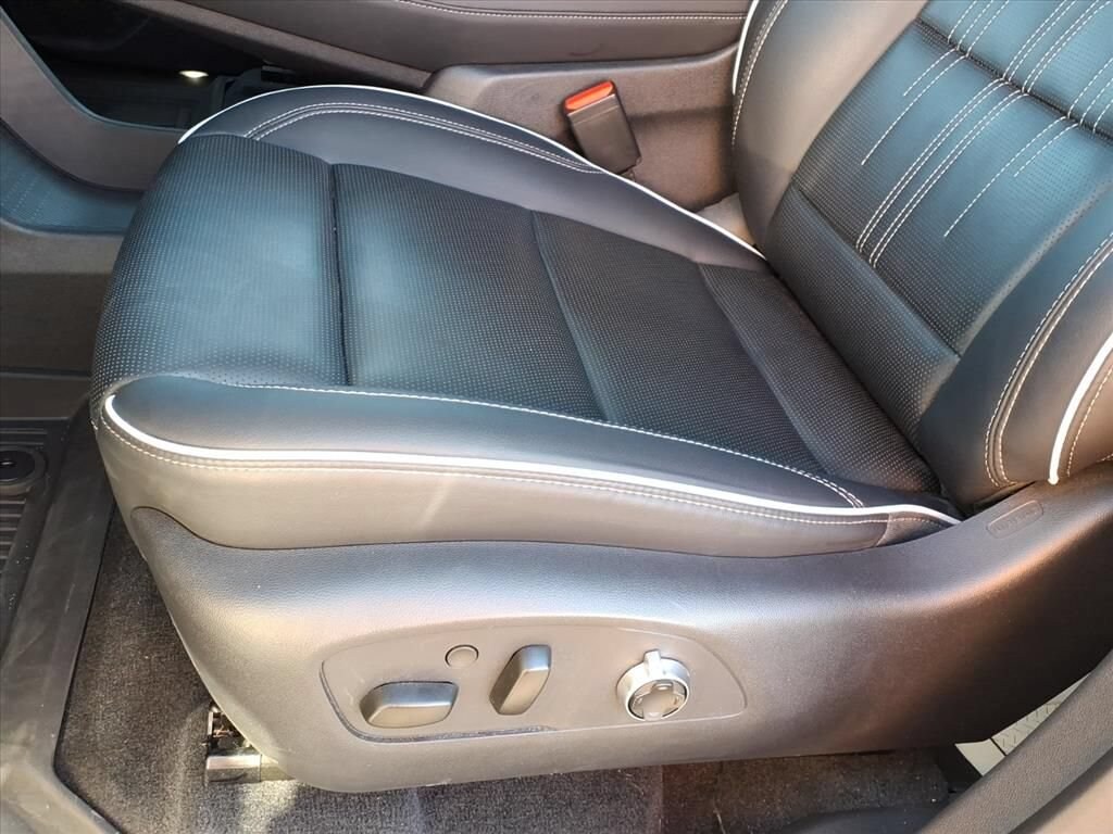 Used 2025 Buick Enclave Avenir SUV