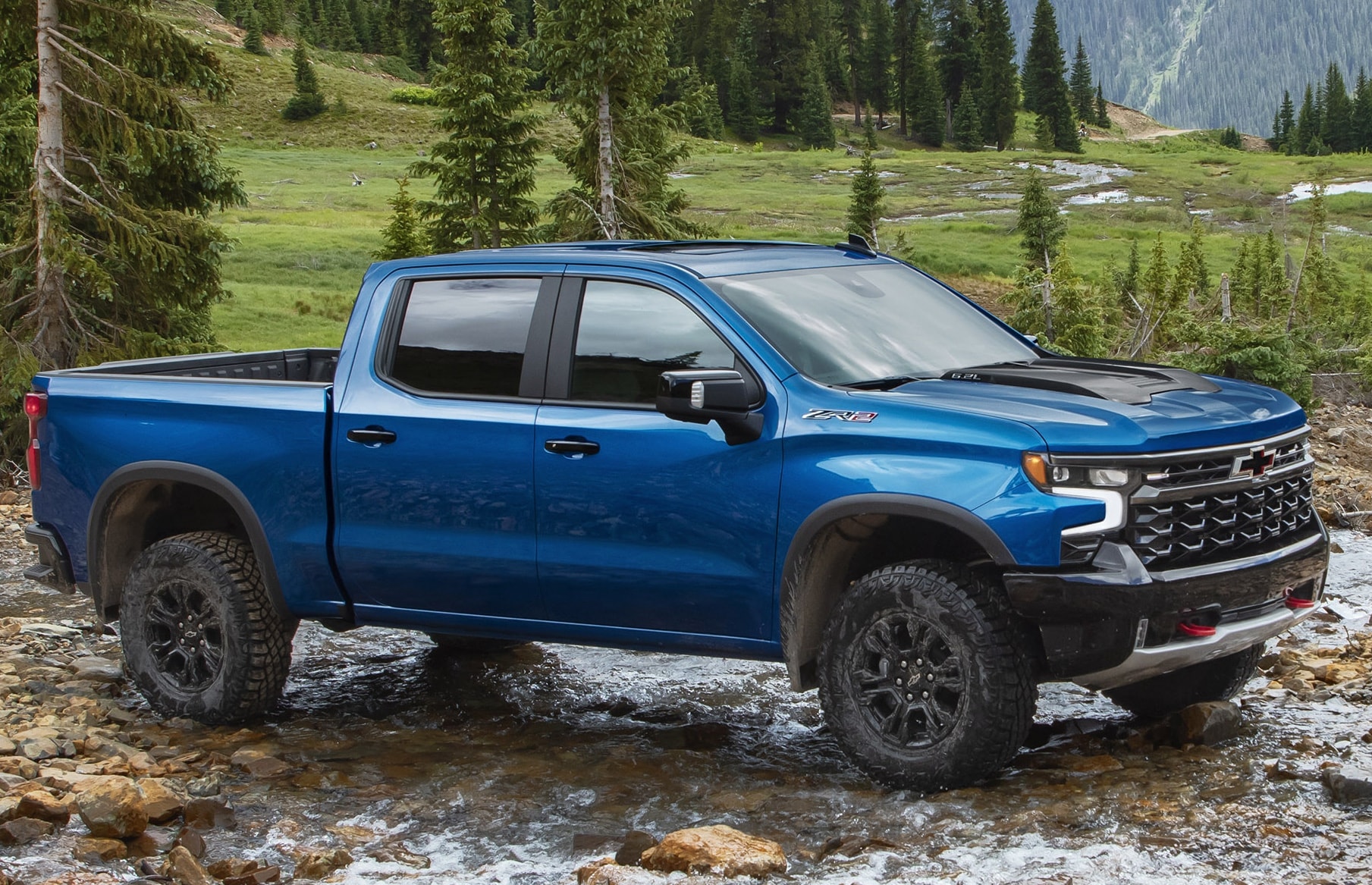 2023-chevrolet-silverado-001.jpg