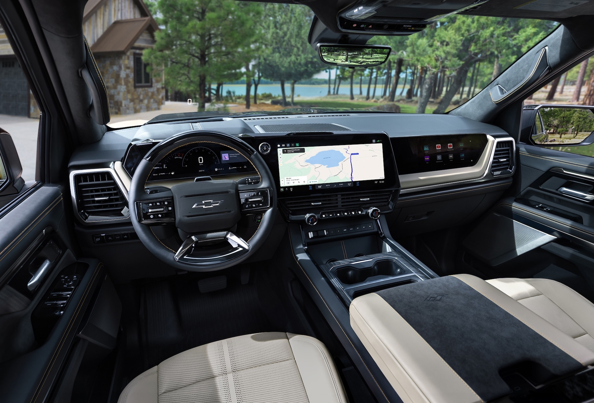 MY27_Chevrolet_Silverado_High%20Country_Interior-6335.jpg