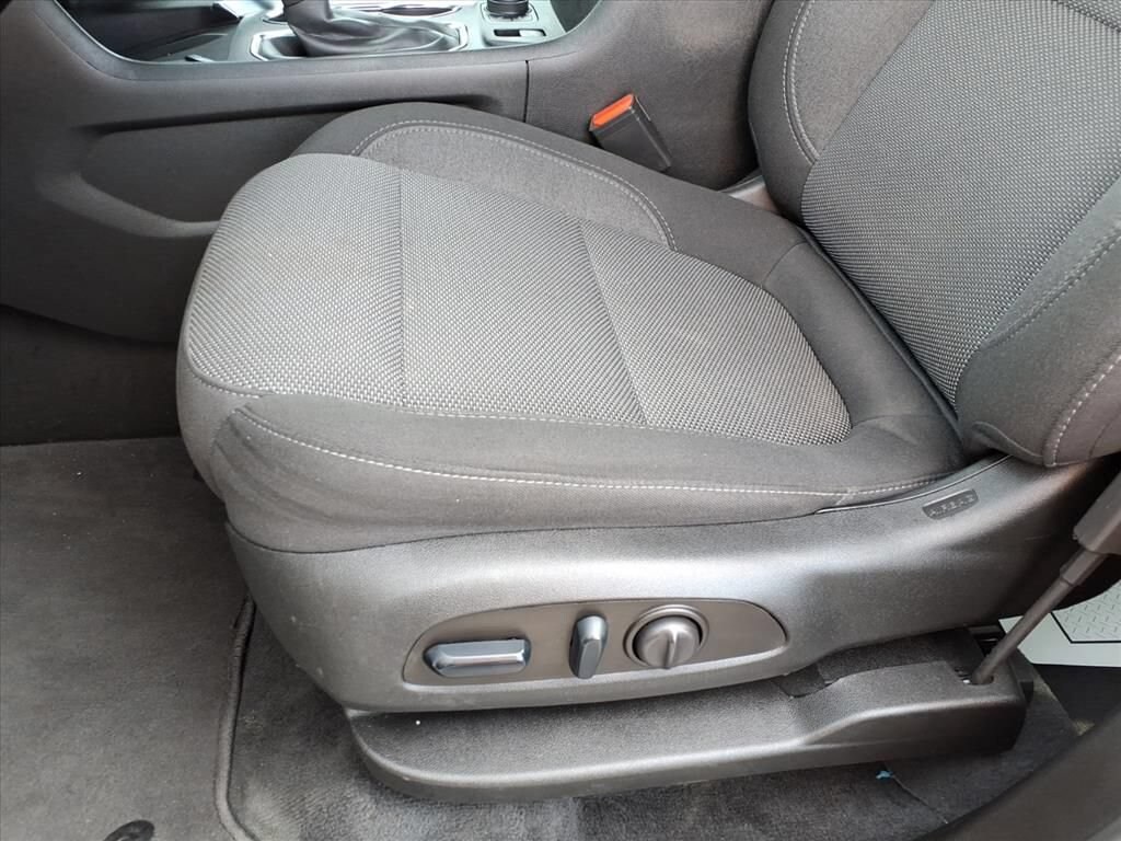Used 2023 Chevrolet Traverse LT Cloth SUV