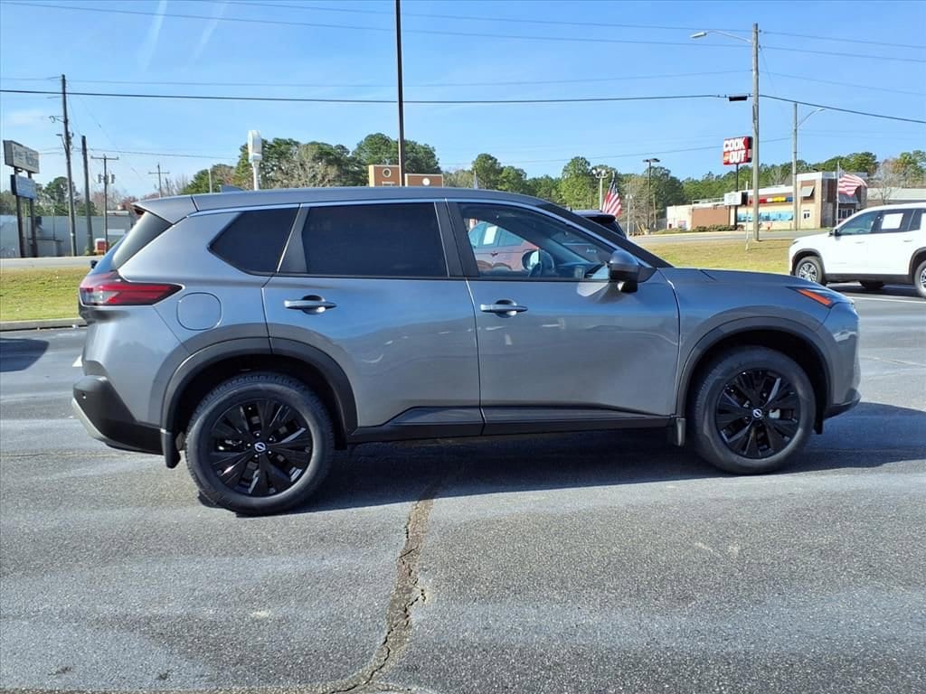 2023 Nissan Rogue SV - Photo 19