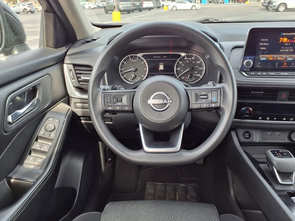 2024 Nissan Rogue SV - Photo 25