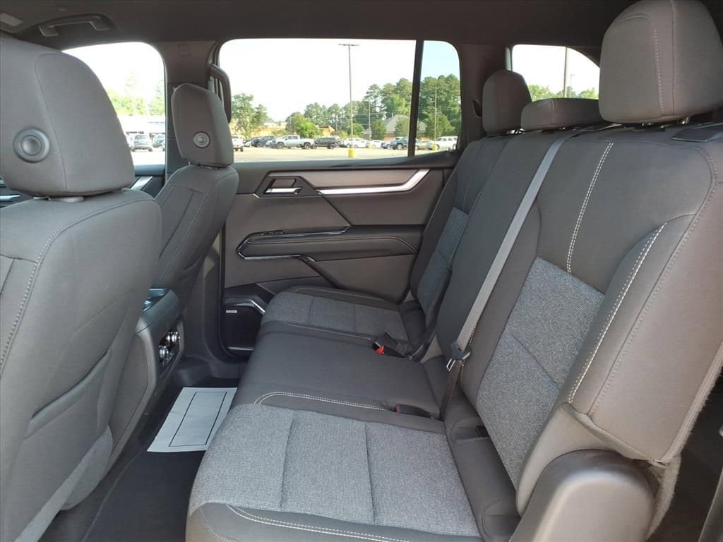 2025 GMC Acadia Elevation - Photo 26