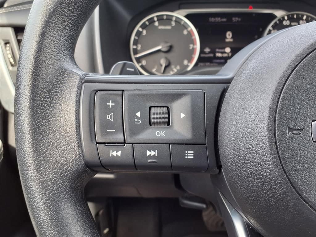 2024 Nissan Rogue SV - Photo 14