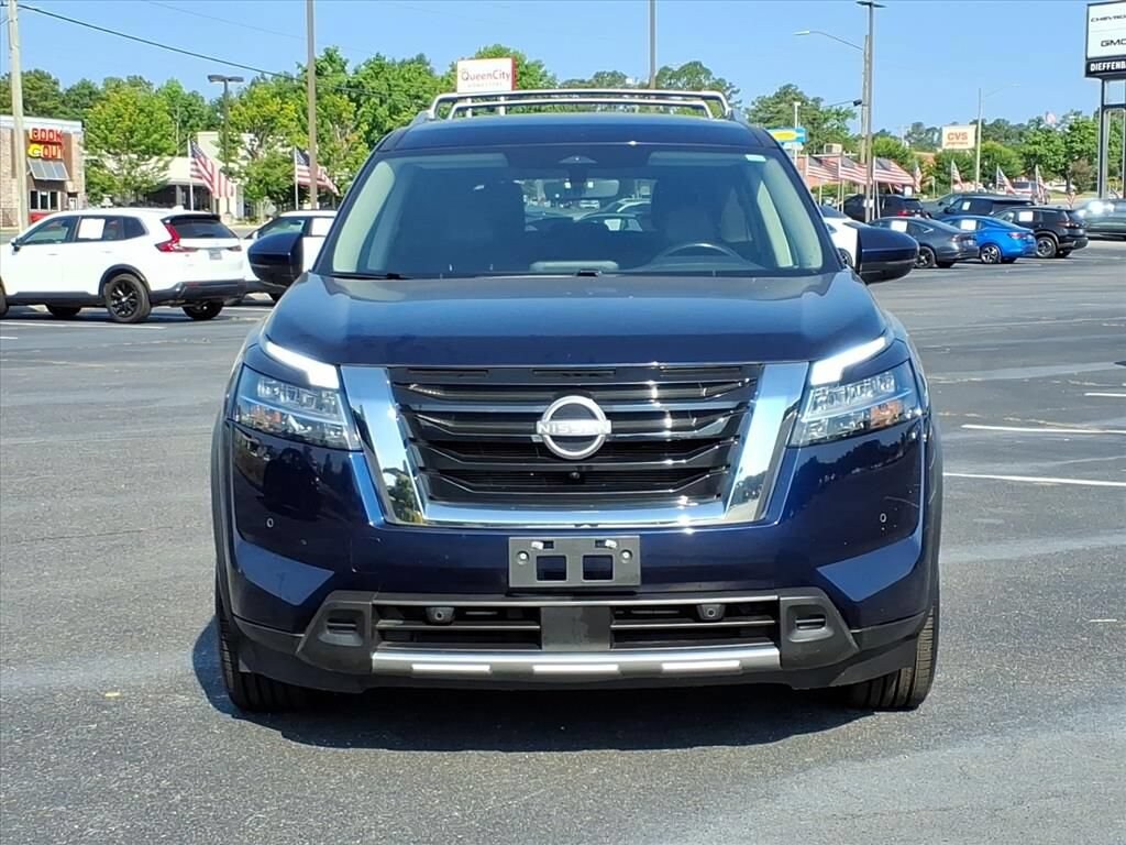 Used 2023 Nissan Pathfinder SL