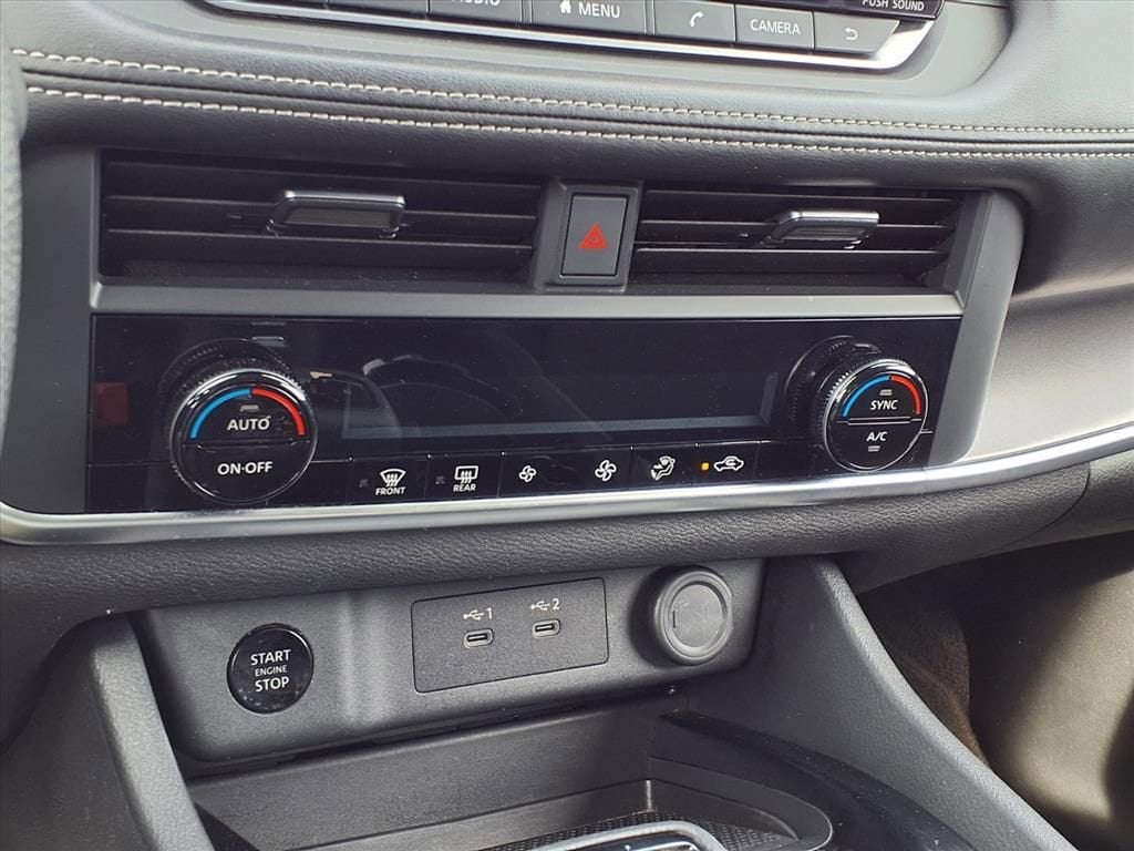 2024 Nissan Rogue SV - Photo 10