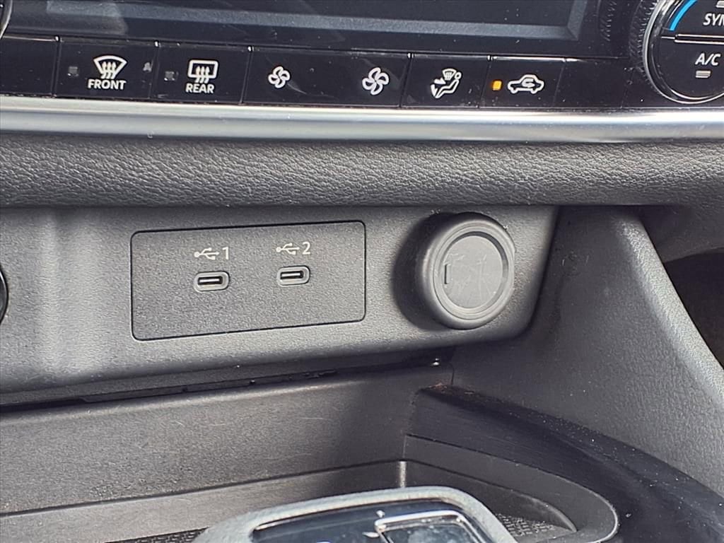 2024 Nissan Rogue SV - Photo 11