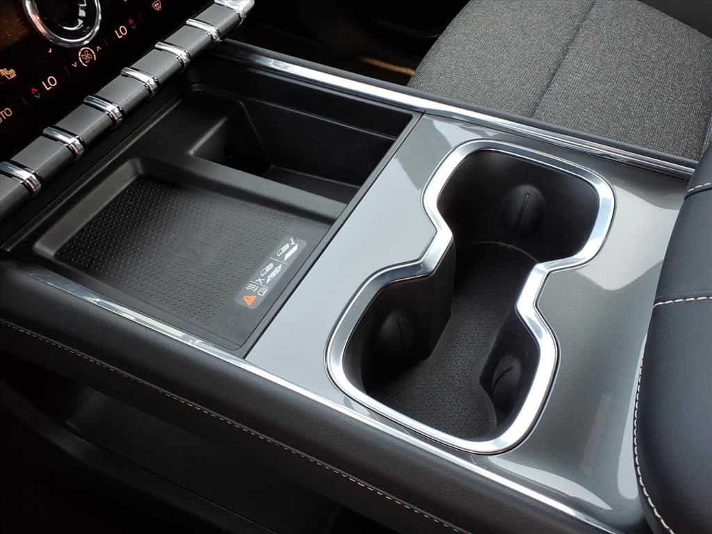 2025 GMC Acadia Elevation - Photo 13
