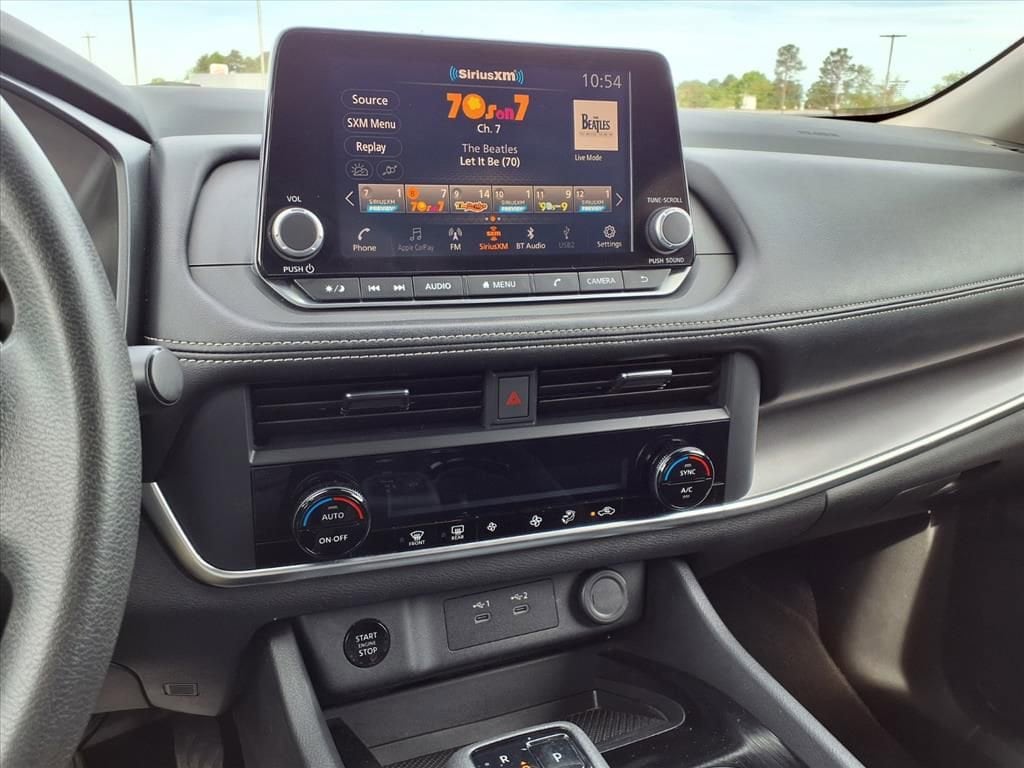 2024 Nissan Rogue SV - Photo 7