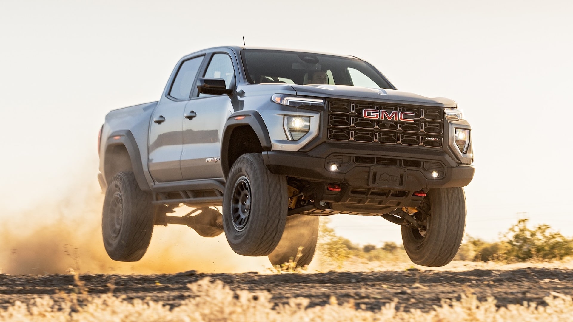 002-2024-gmc-canyon-at4x.jpg