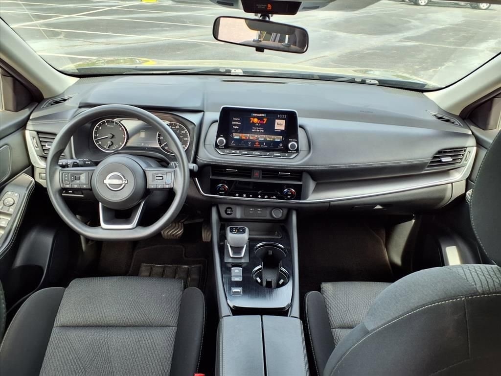 2024 Nissan Rogue SV - Photo 27