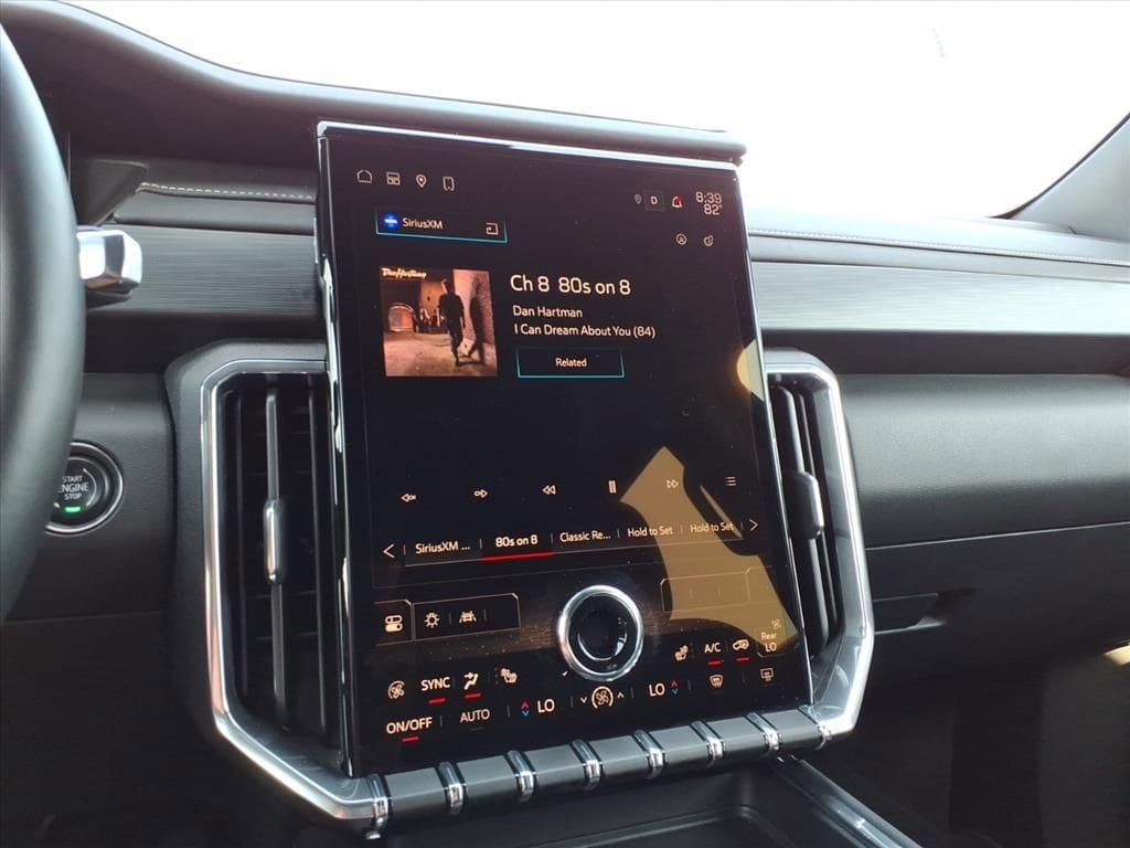 2025 GMC Acadia Elevation - Photo 9
