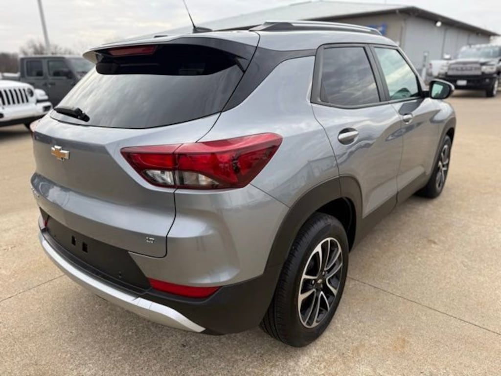 Used 2024 Chevrolet Trailblazer LT SUV