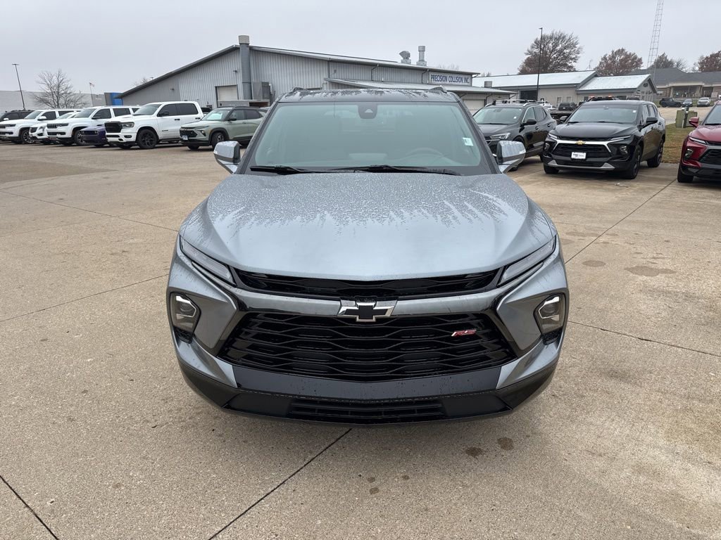 2026 Chevrolet Blazer RS photo 2