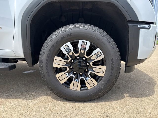 2026 GMC Sierra 2500HD Denali - Photo 9