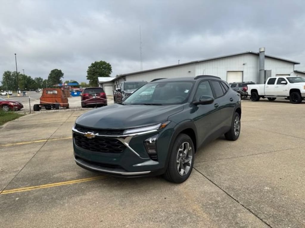 New 2026 Chevrolet Trax LT SUV