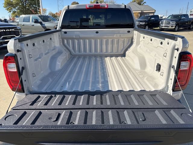 2026 GMC Canyon Elevation - Photo 13