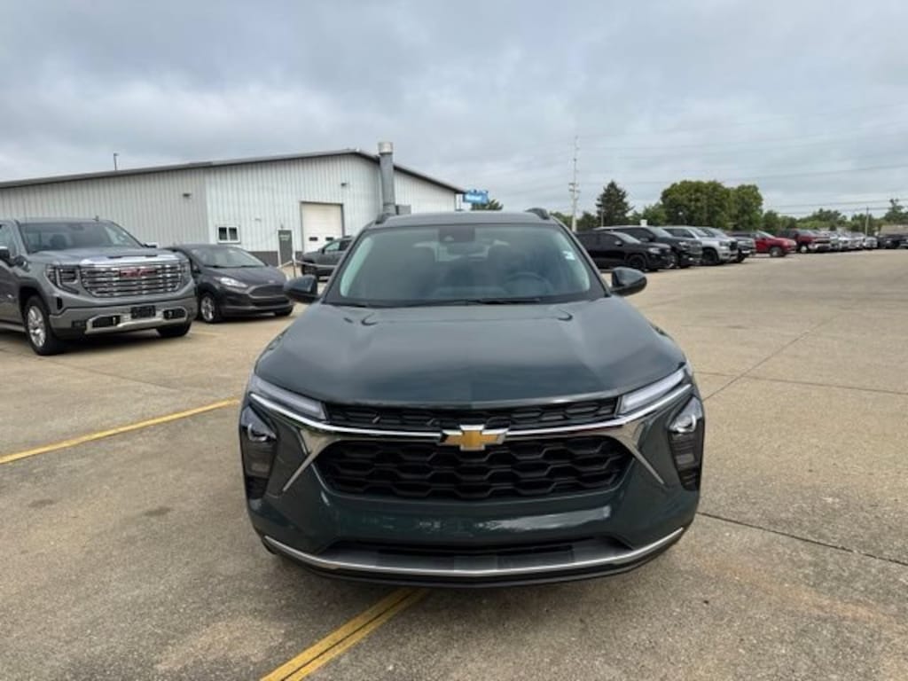 New 2026 Chevrolet Trax LT SUV