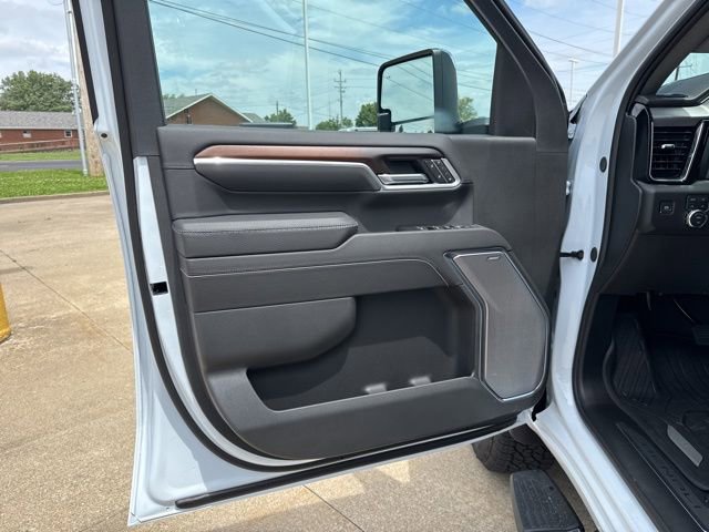 2026 GMC Sierra 2500HD Denali - Photo 14