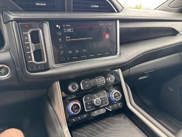 2022 GMC Yukon XL Denali - Photo 18
