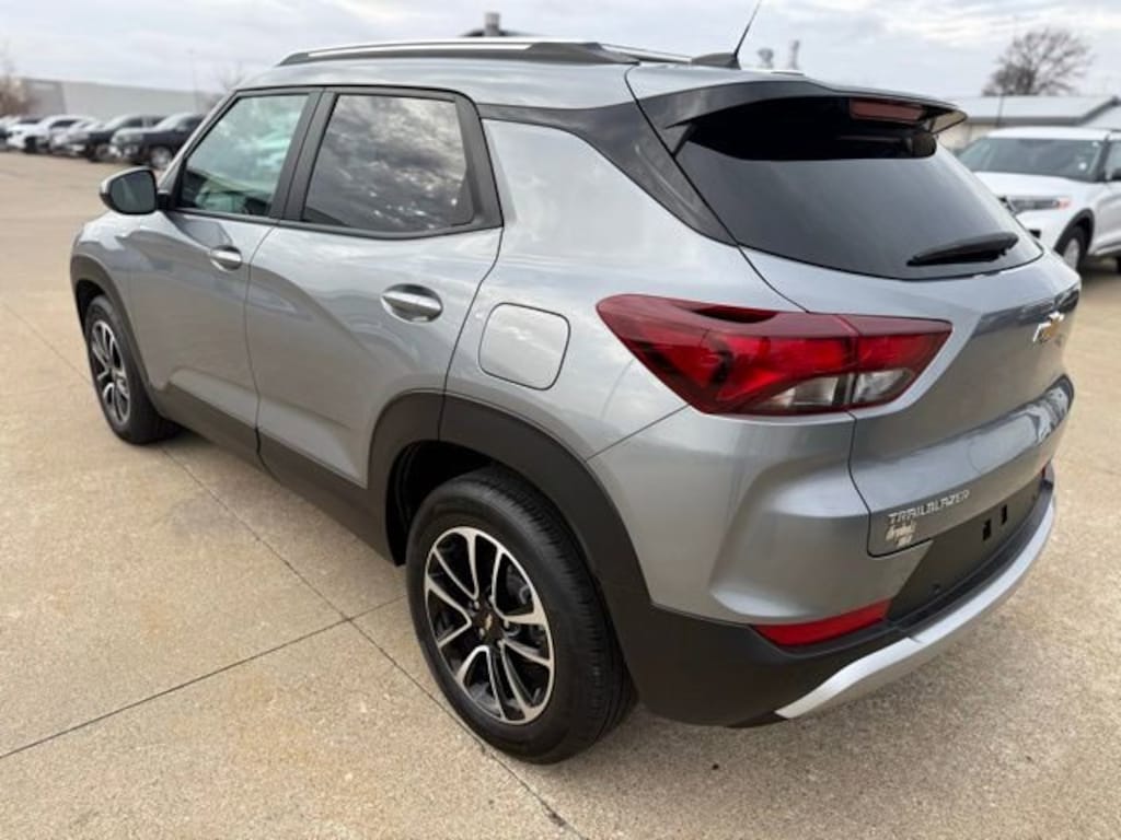 Used 2024 Chevrolet Trailblazer LT SUV
