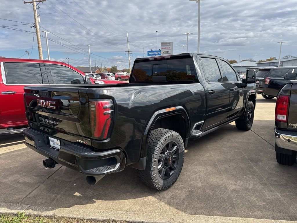 Used 2024 GMC Sierra 2500 HD AT4 Truck Crew Cab