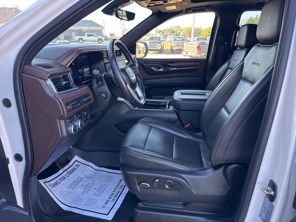 2022 GMC Yukon XL Denali - Photo 13