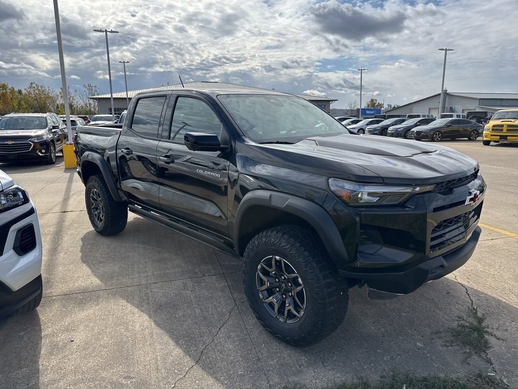 New 2026 Chevrolet Colorado ZR2 Truck