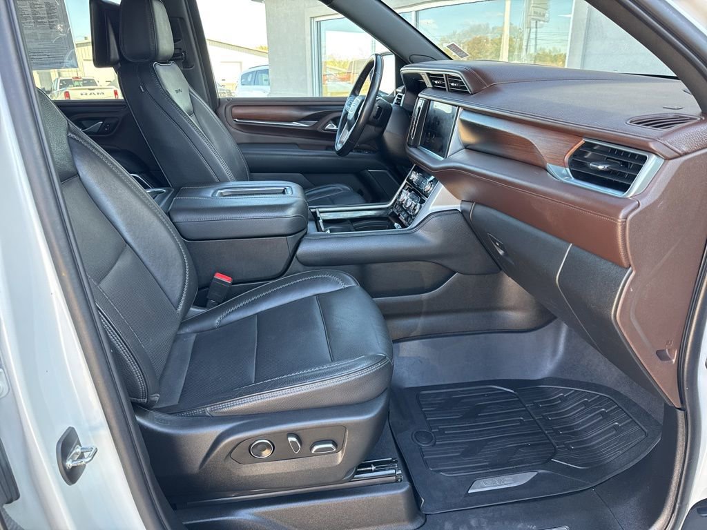 2022 GMC Yukon XL Denali - Photo 29