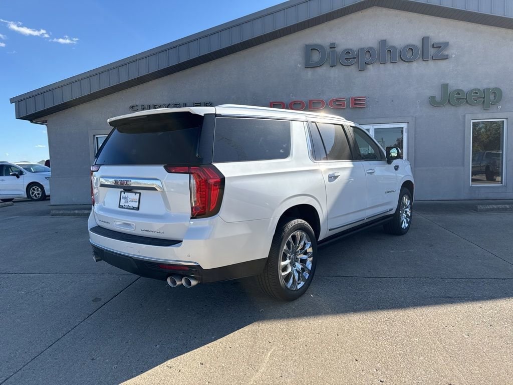 2022 GMC Yukon XL Denali - Photo 7