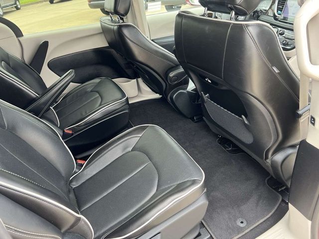 2022 Chrysler Pacifica Hybrid Limited - Photo 20