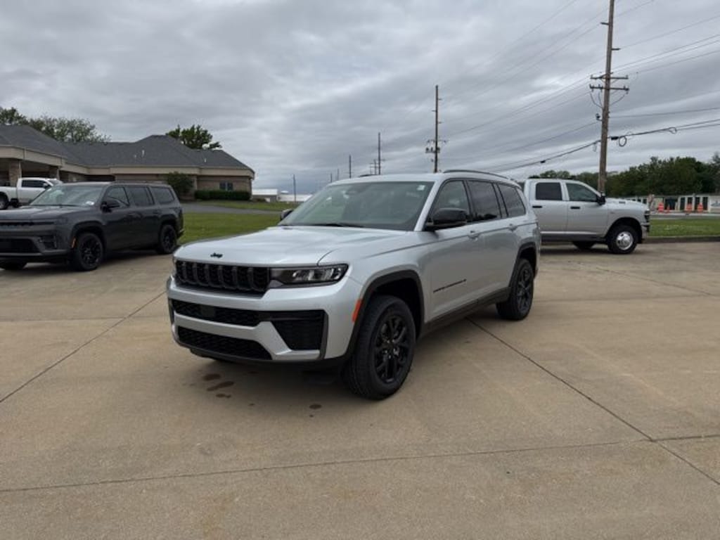 New 2026 Jeep Grand Cherokee L LAREDO ALTITUDE 4X4 Sport Utility