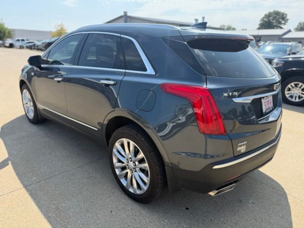 Used 2019 Cadillac XT5 Premium Luxury SUV