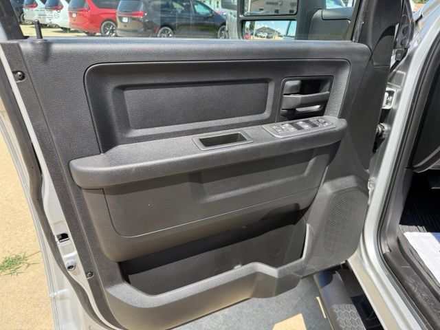 2026 RAM 3500 Tradesman - Photo 7