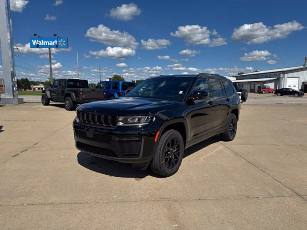 New 2026 Jeep Grand Cherokee L LAREDO 4X4 Sport Utility
