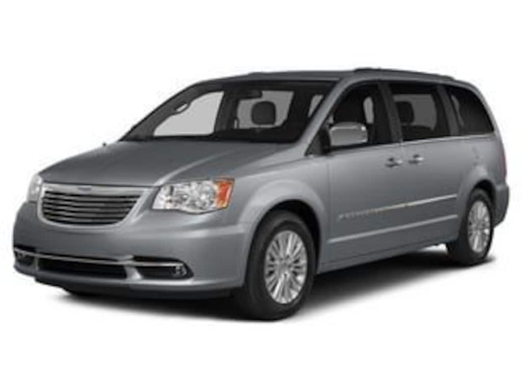 Used 2014 Chrysler Town & Country Touring-L Minivan/Van