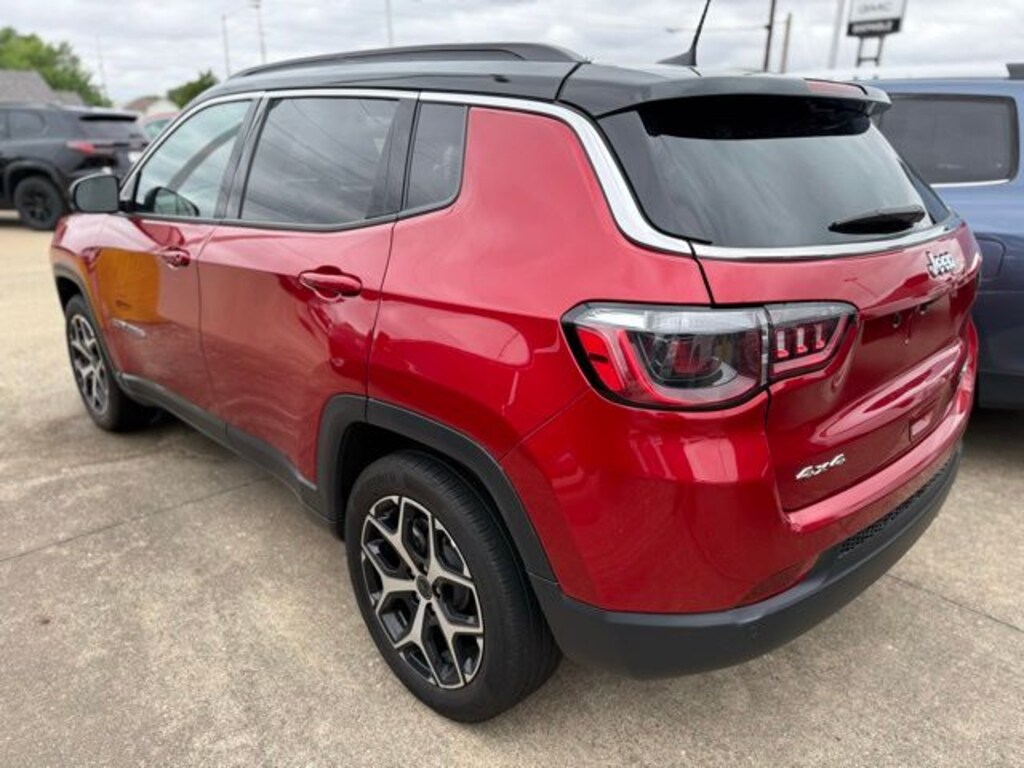 Used 2025 Jeep Compass Limited SUV