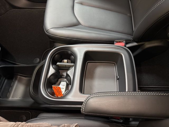 2026 Chrysler Pacifica Select - Photo 17