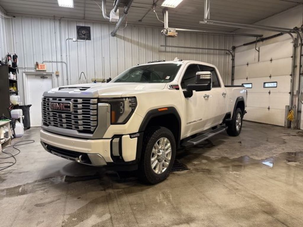 Used 2024 GMC Sierra 2500HD Denali Truck