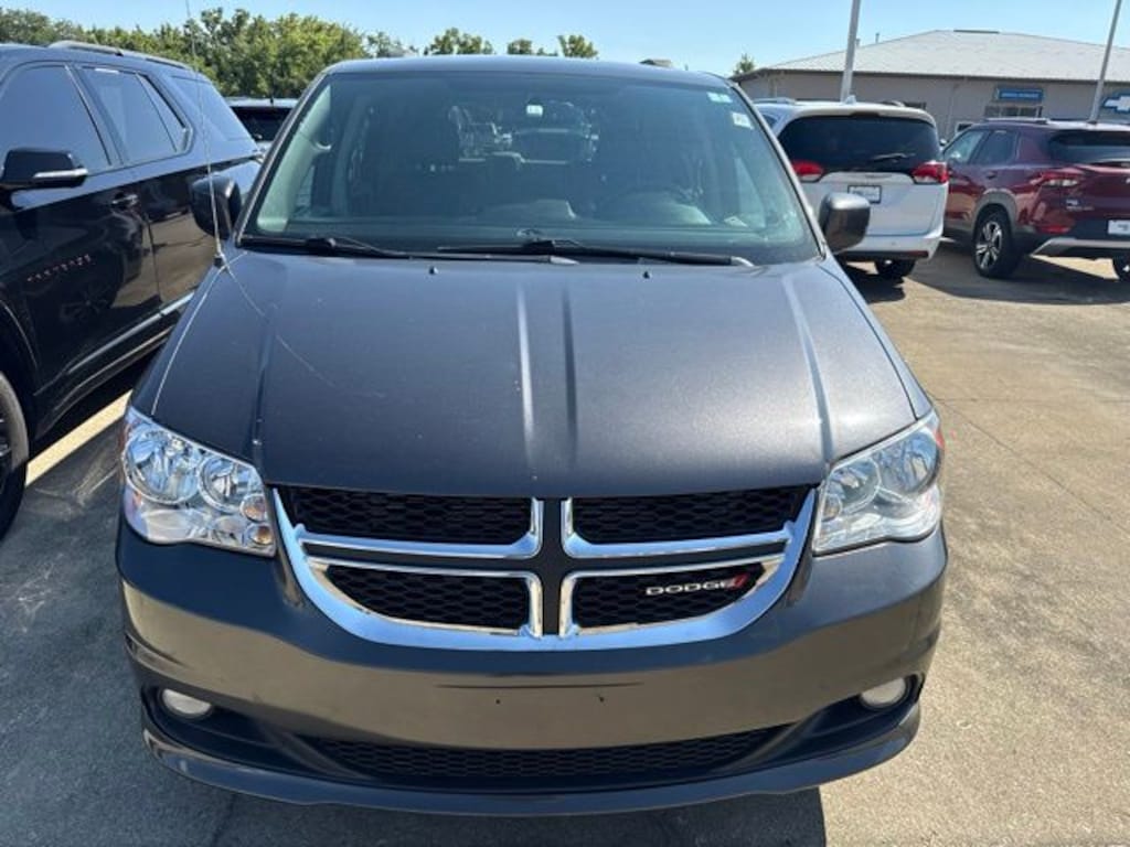 Used 2017 Dodge Grand Caravan SXT Minivan/Van