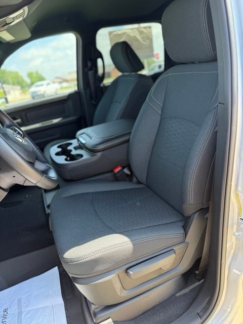 2026 RAM 3500 Tradesman - Photo 9